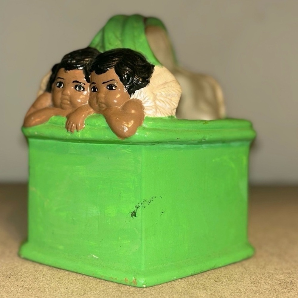 Vintage Cherub Planter Angel Baby Basket Kitsch Decor Nursery Home Decor Basket - Picture 8 of 11